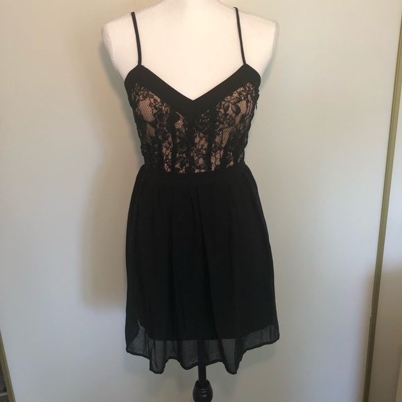 Forever 21 NWOT Little Black Dress - Picture 1 of 6